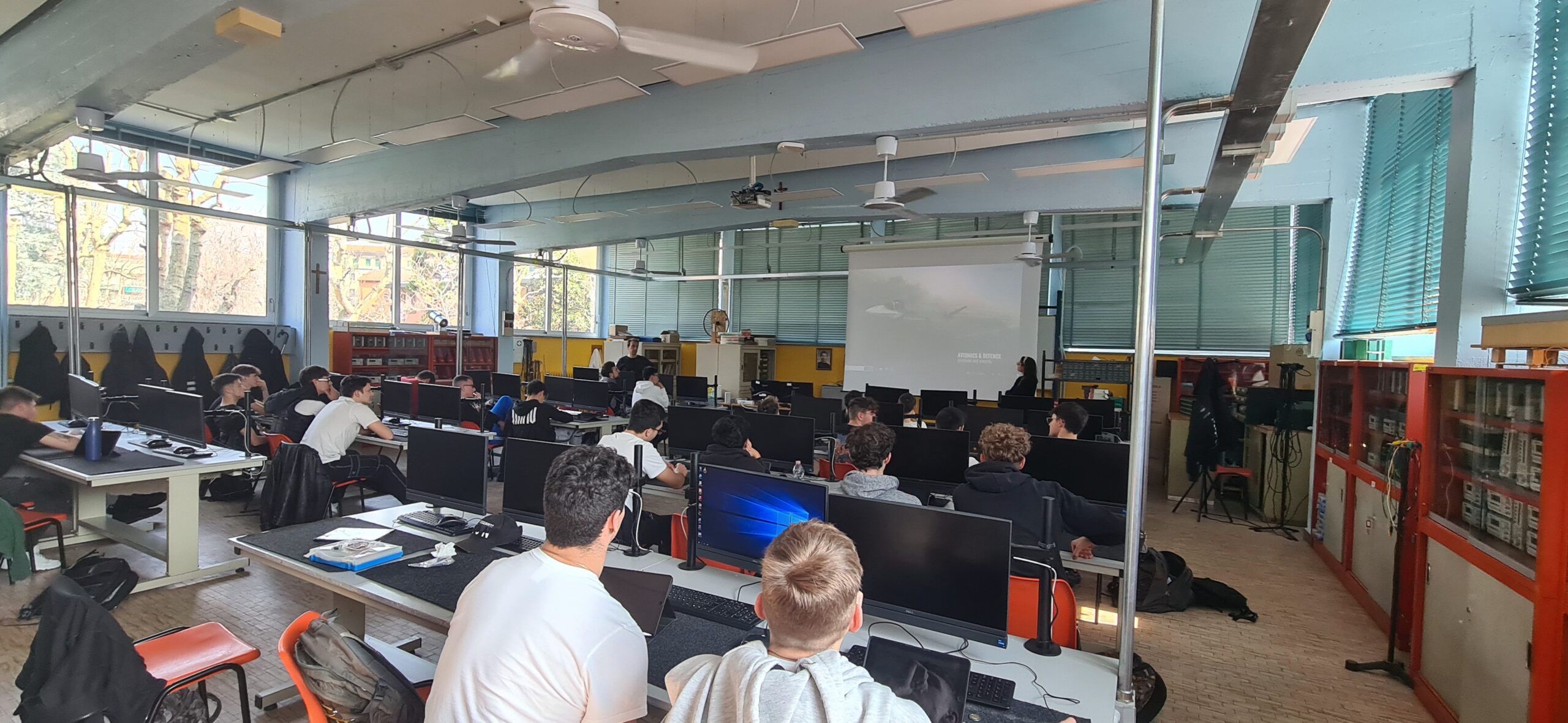 ELEMASTER GROUP AT ORIENTEERING DAY